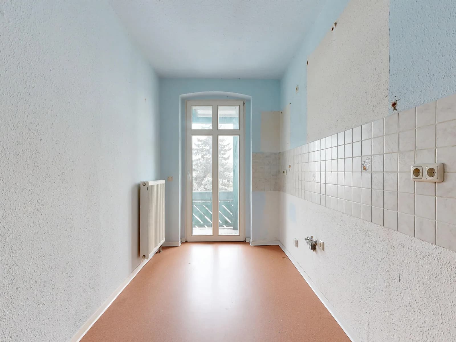 Digitales Homestaging einer Altbauküche in Leipzig – Original