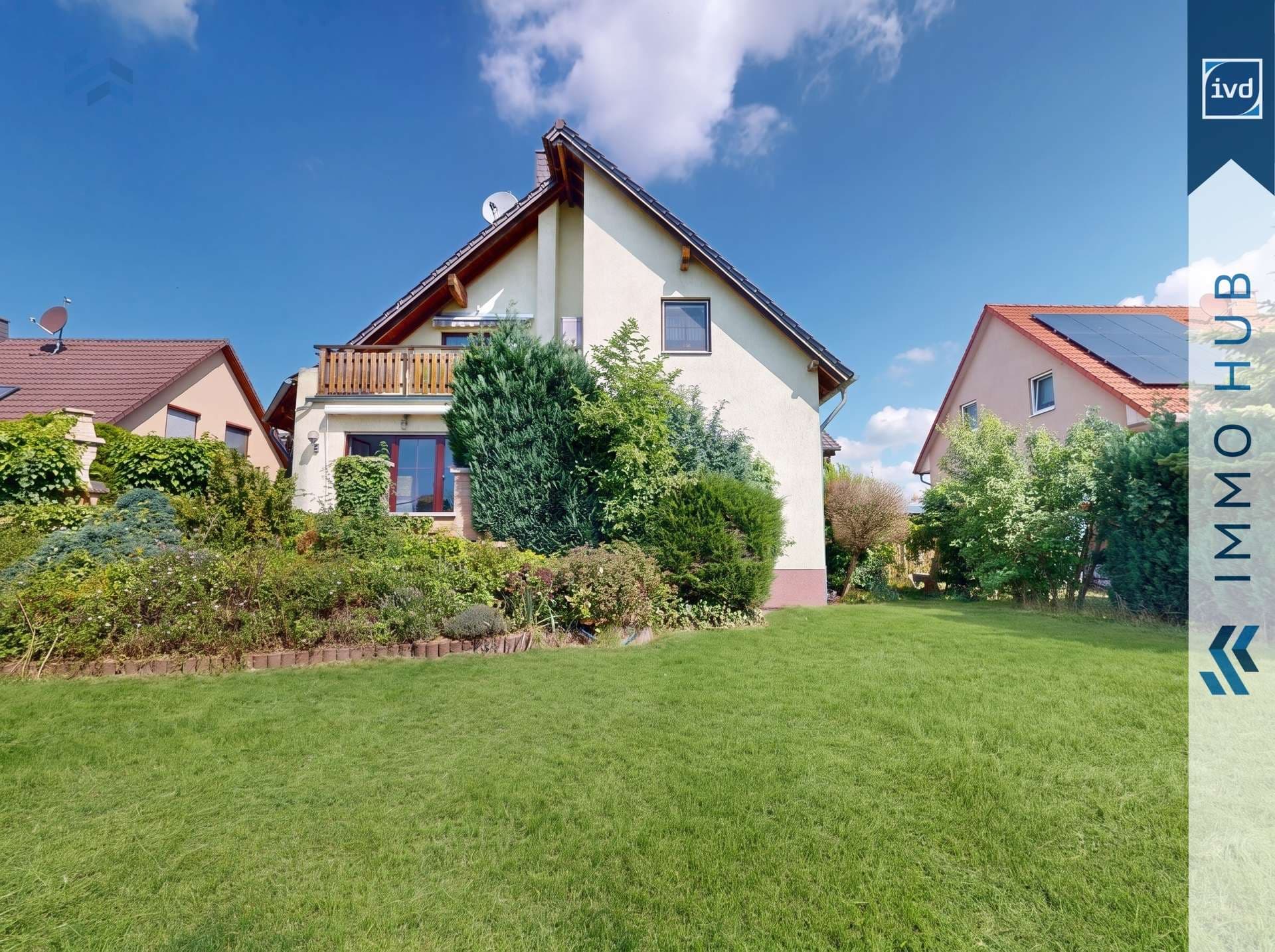 Großzügiges Zweifamilienhaus mit Einliegerwohnung, Pool und unverbaubarem Naturblick – Bild 13