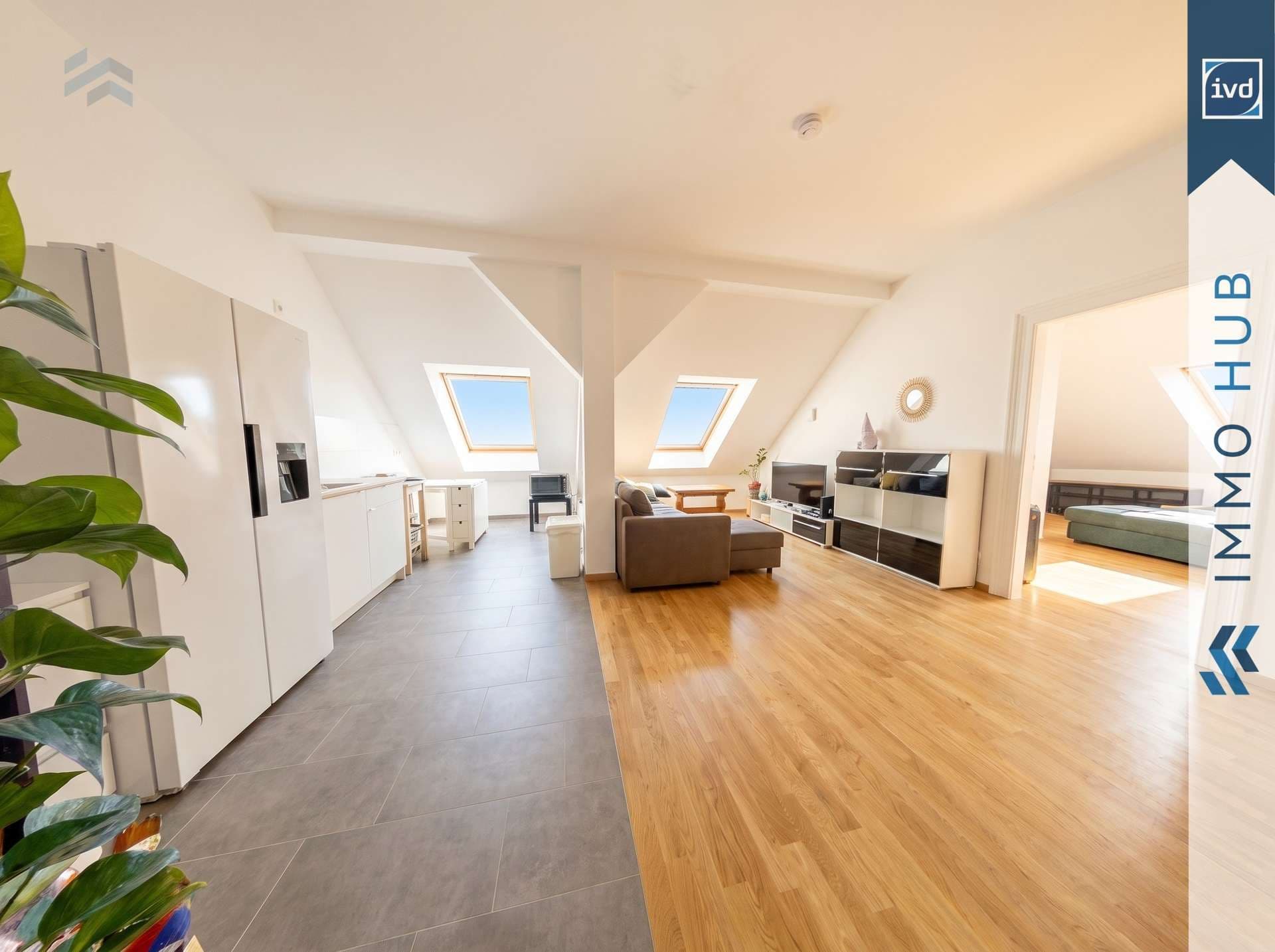 Stilvolle Maisonettewohnung im historischen Denkmalgebäude – Bild 1
