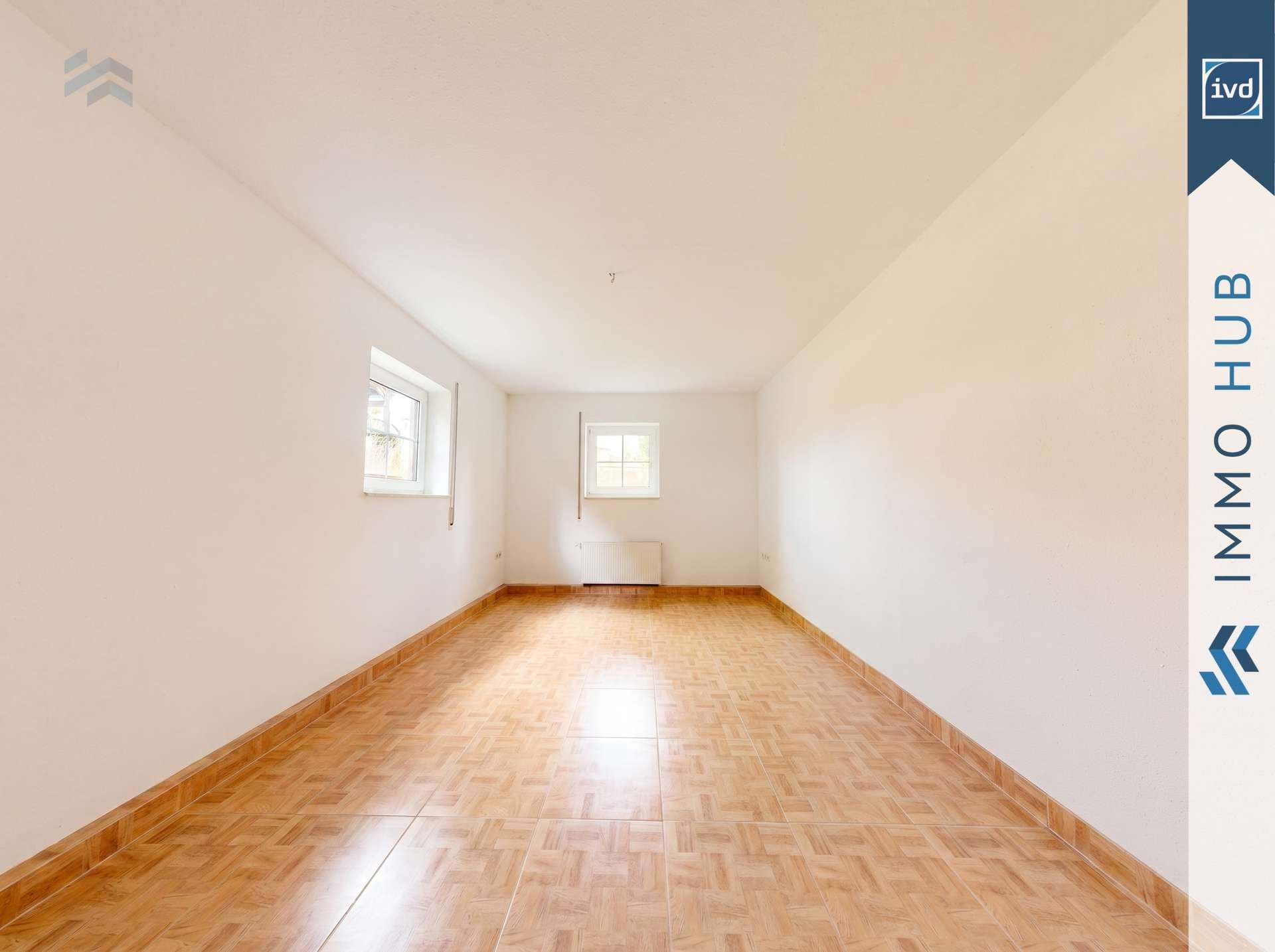 Großzügiges Zweifamilienhaus mit Einliegerwohnung, Pool und unverbaubarem Naturblick – Bild 25