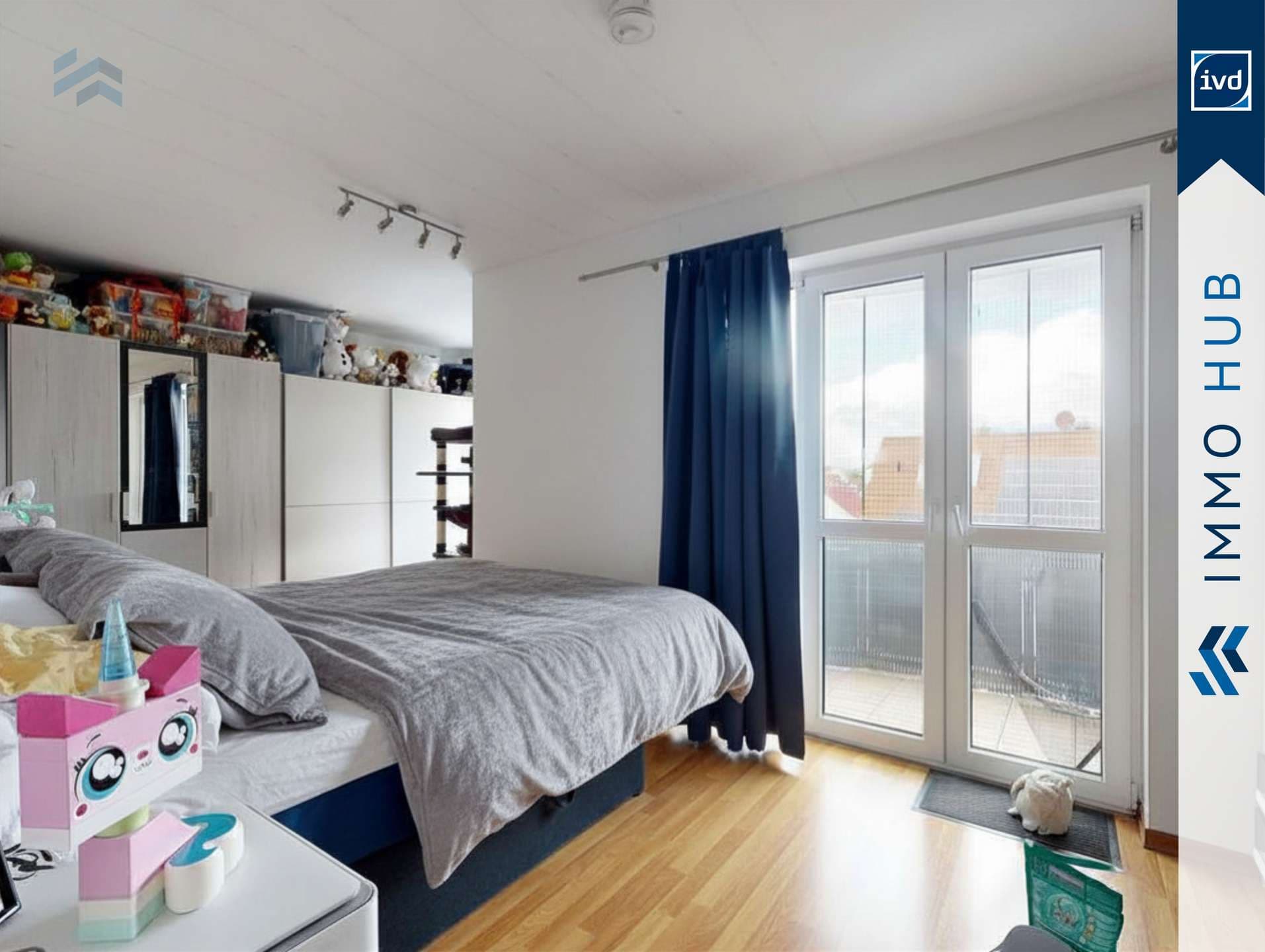 Schlafzimmer mit Balkon